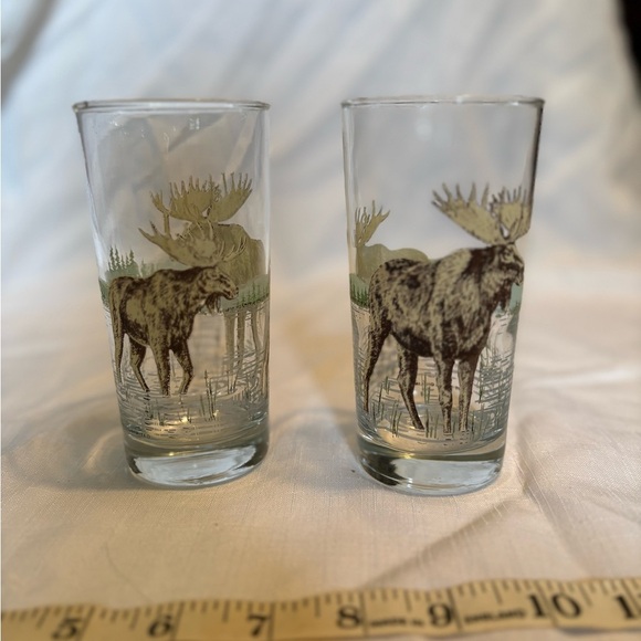 Vintage Irving Moose Design Glass Tumblers - Set of 2 - Picture 1 of 5
